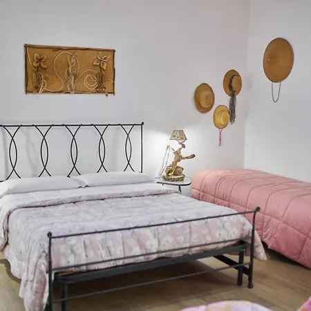 Otium Bed & Breakfast 3*