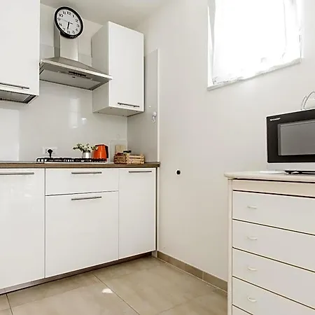 Otium 3*