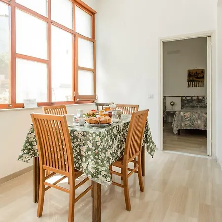 Otium Couette-café Pompéi